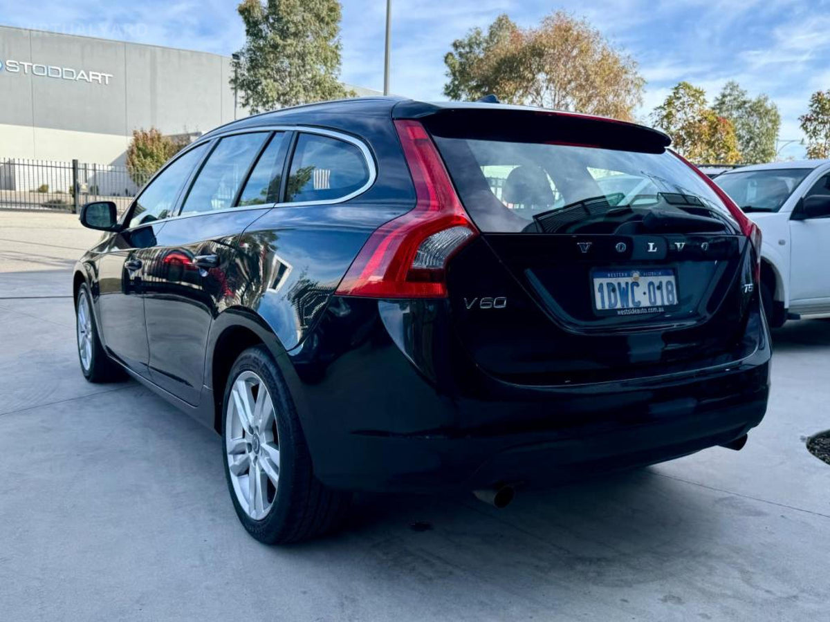 2011 VOLVO V60 T5 F