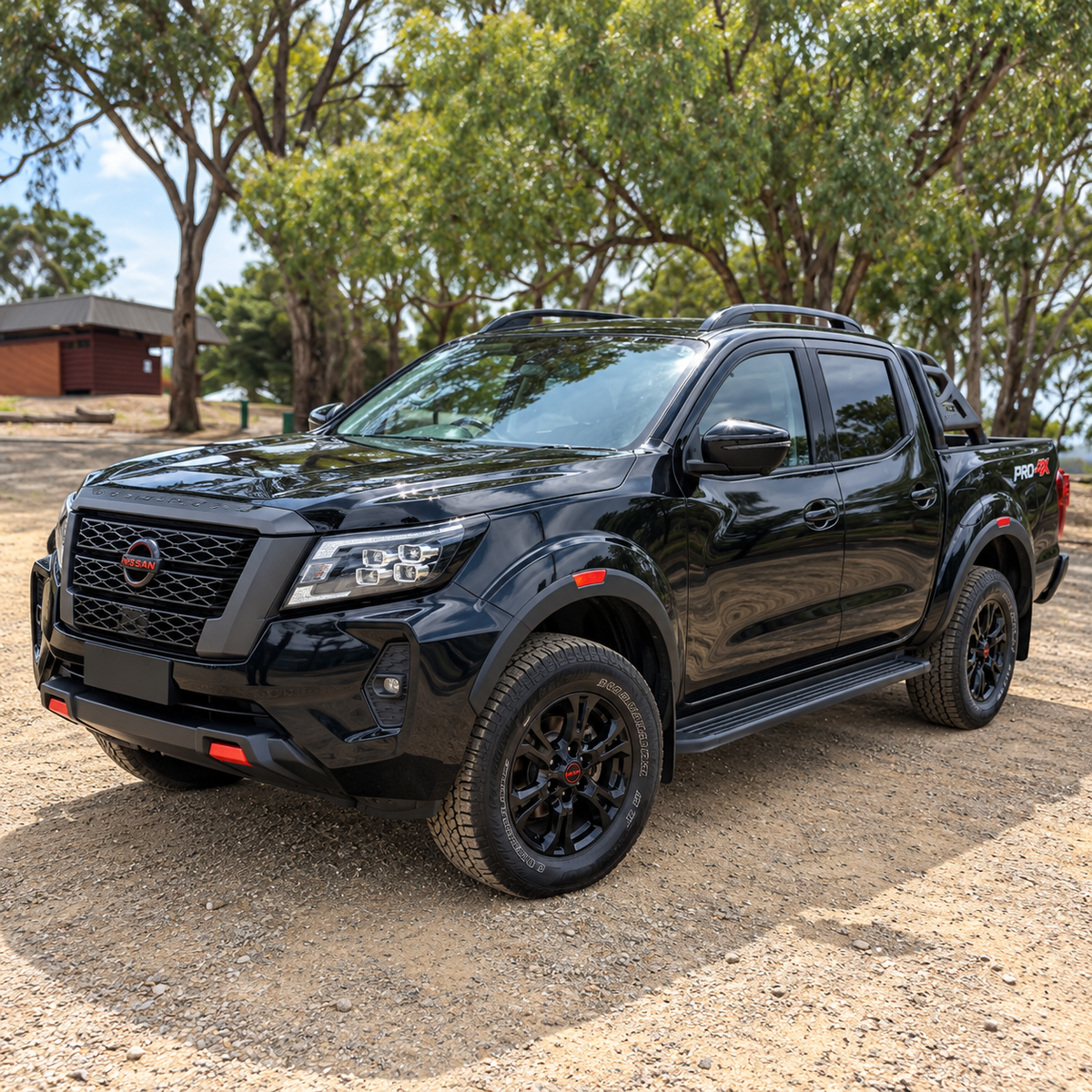 2022 Nissan Navara PRO-4X front three-quarter view