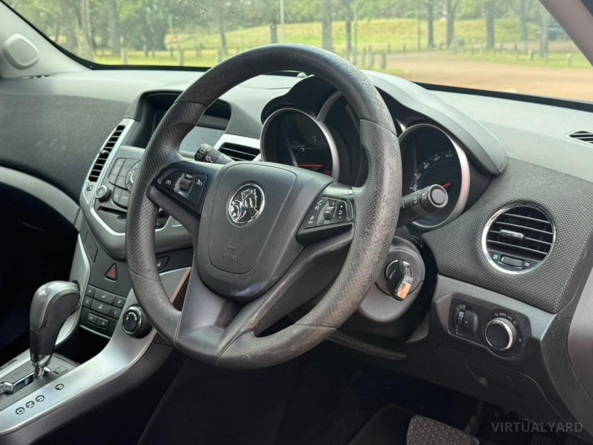2012 HOLDEN CRUZE JH SERIES II EQUIPE HATCHBACK 5DR SPTS AUTO 6SP 1.8I [MY12]