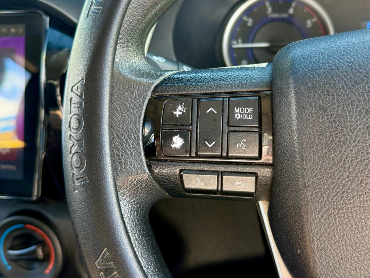 2018 TOYOTA HILUX SR (4X4) GUN126R MY19 2.8L DIESEL TURBO 6SP AUTO