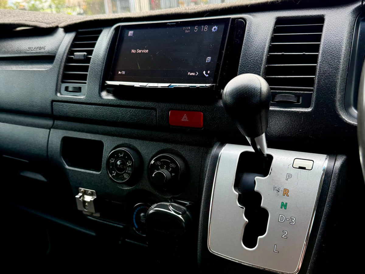 2015 TOYOTA HIACE LWB KDH201R  VAN 3.0L DIESE TURBO 4 SP AUTO