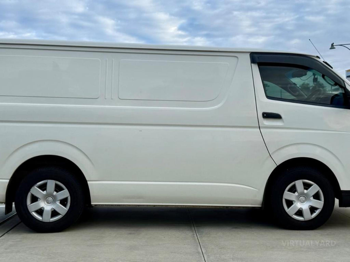 2015 TOYOTA HIACE LWB KDH201R  VAN 3.0L DIESE TURBO 4 SP AUTO