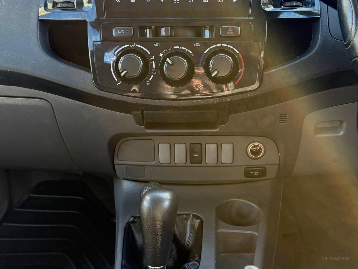 2012 TOYOTA HILUX SR (4X4) KUN26R MY12