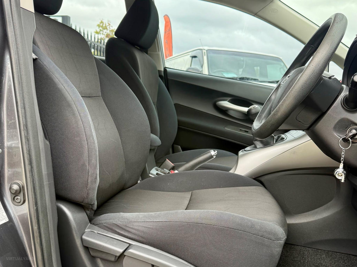 2012 TOYOTA COROLLA ASCENT ZRE152R 1.8L 6 SP MANUAL
