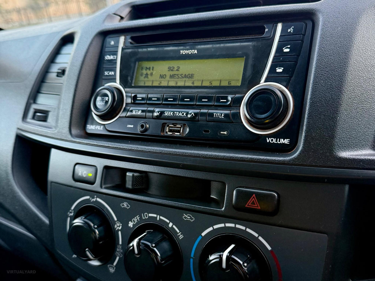 2012 TOYOTA HILUX SR (4x4) KUN26R MY12