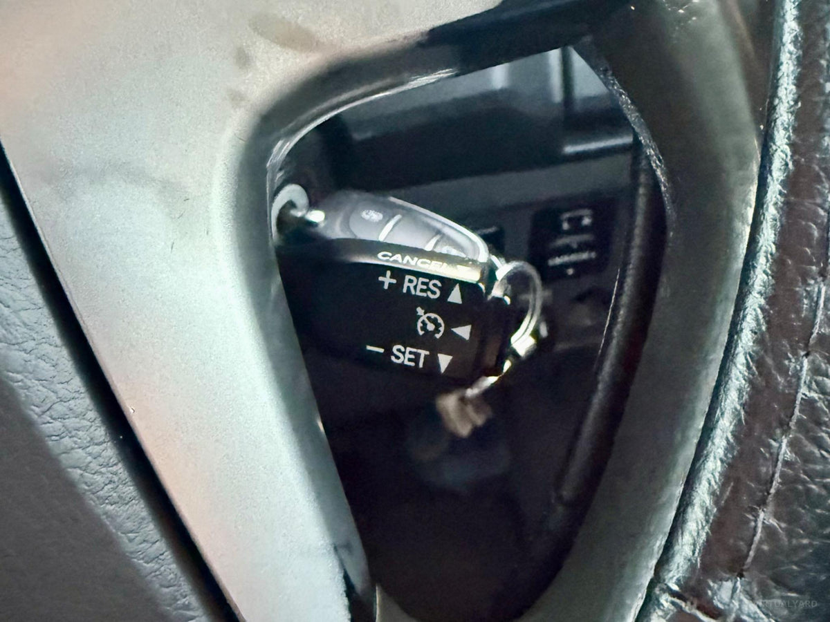 2012 TOYOTA HILUX SR (4x4) KUN26R MY12