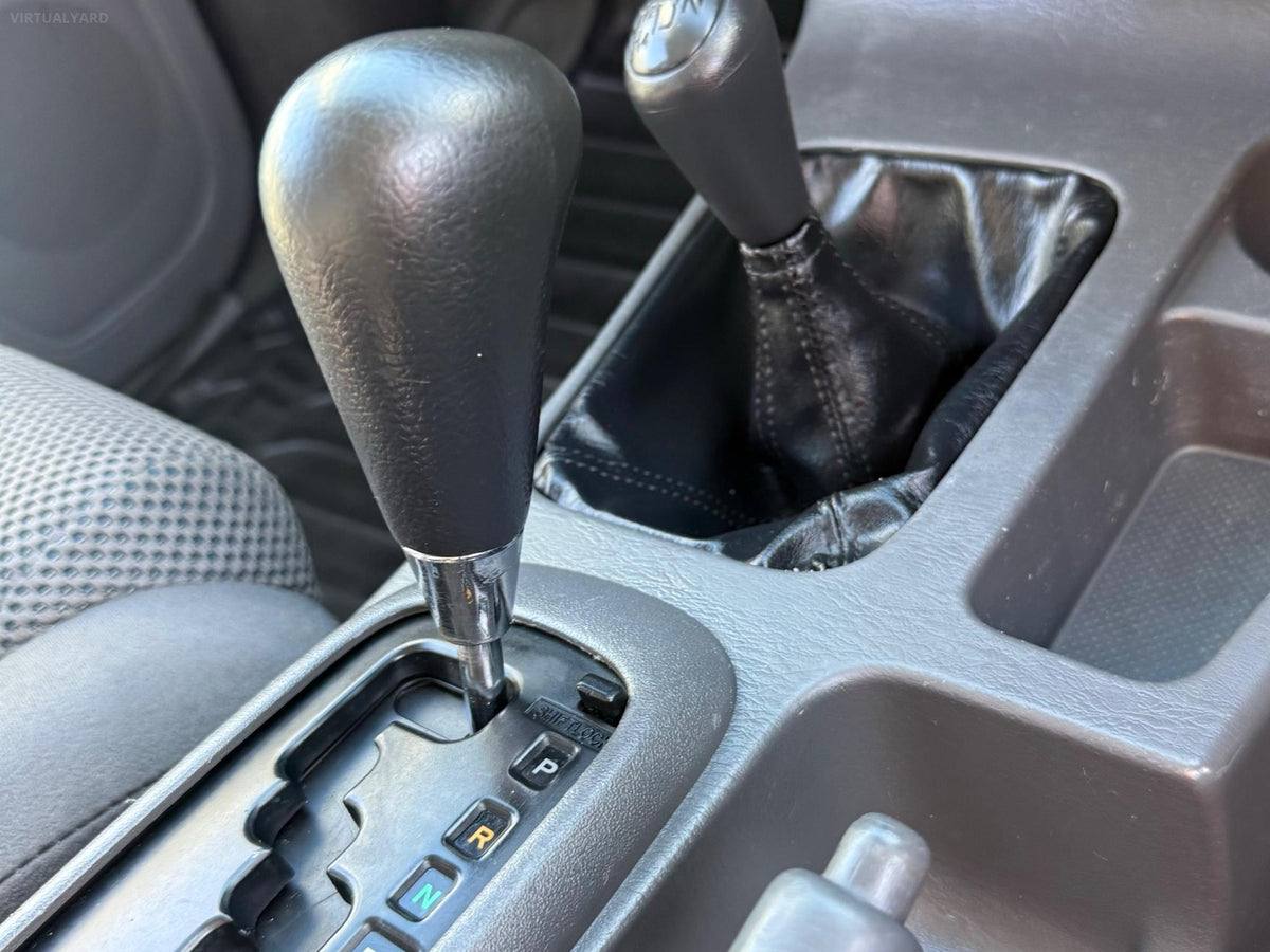 2012 TOYOTA HILUX SR (4x4) KUN26R MY12