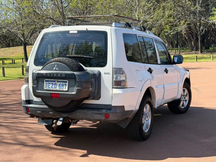 2007 MITSUBISHI PAJERO NS GLX WAGON 7ST 5DR SPTS AUTO 5SP 4X4 3.2DT