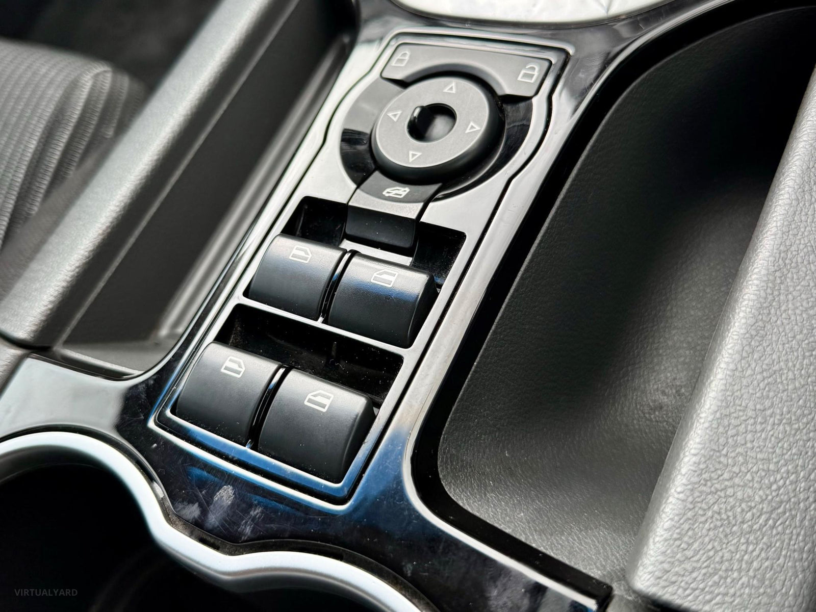 2011 HOLDEN COMMODORE SV6 VE II MY12