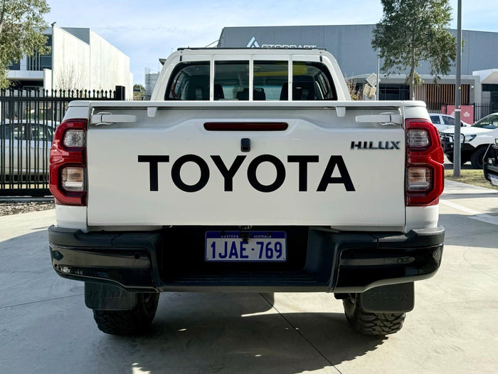 2018 TOYOTA HILUX SR (4x4) GUN126R MY19