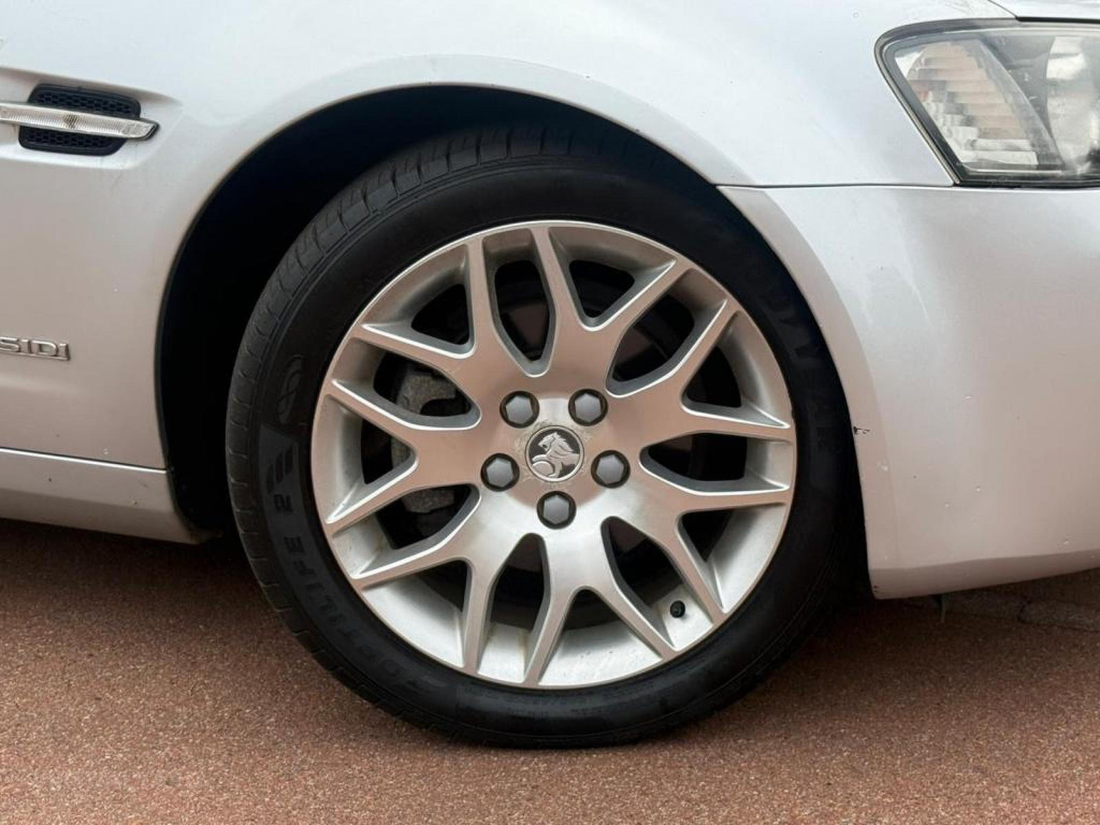 2010 HOLDEN COMMODORE VE INTERNATIONAL SEDAN 4DR SPTS AUTO 6SP 3.0I [MY10]